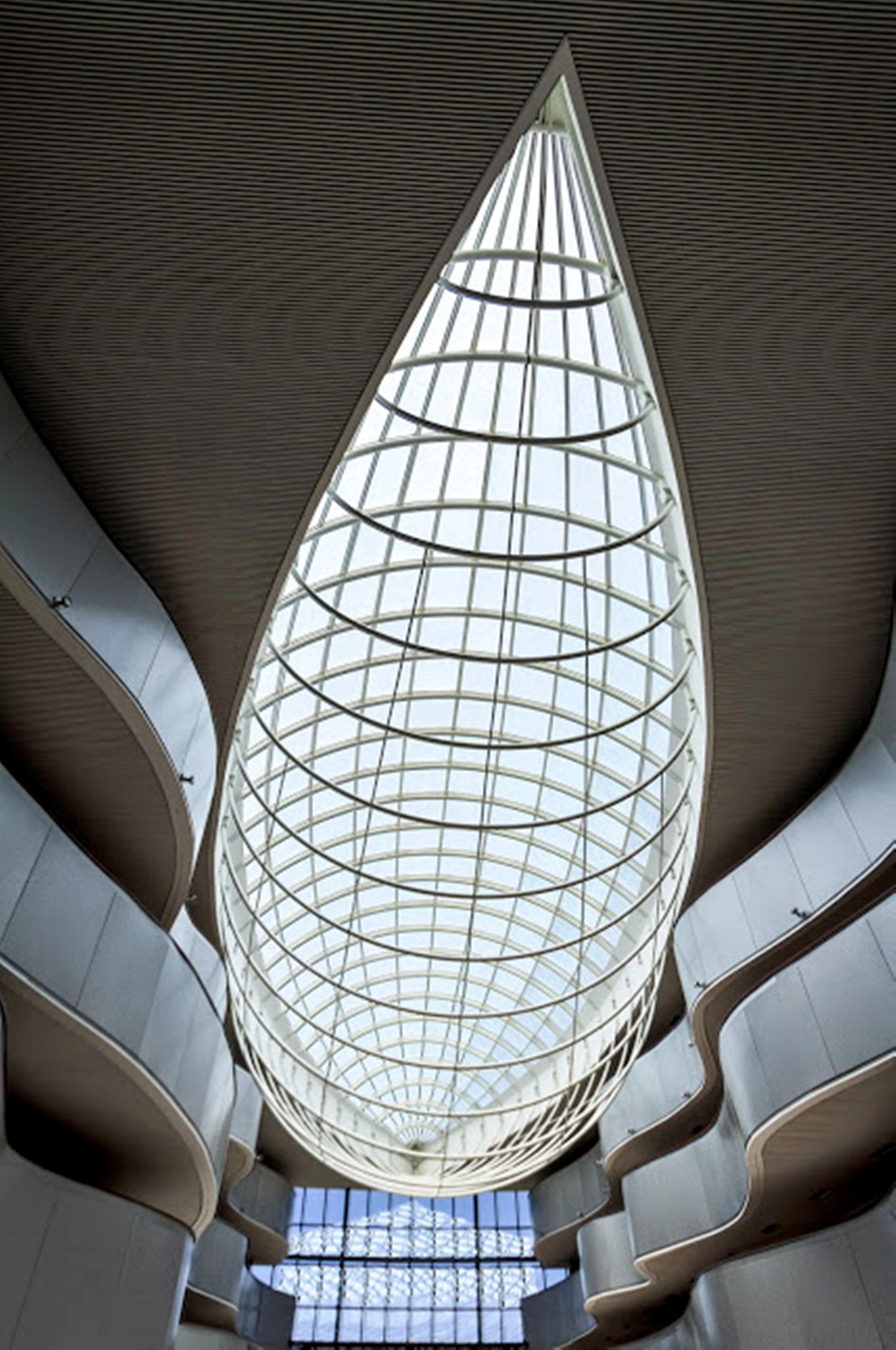 Royal Tulip Brasilia Alvorada Hotel Exterior foto The ceiling of the main atrium