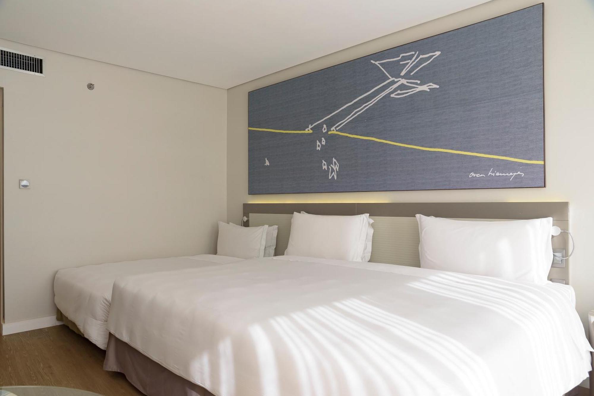 Royal Tulip Brasilia Alvorada Hotel Cameră foto A room at the hotel